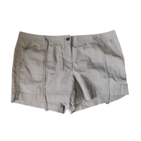 Ann Taylor Size 18 Plus Size Twill Casual Shorts NWT $46 - Picture 1 of 2